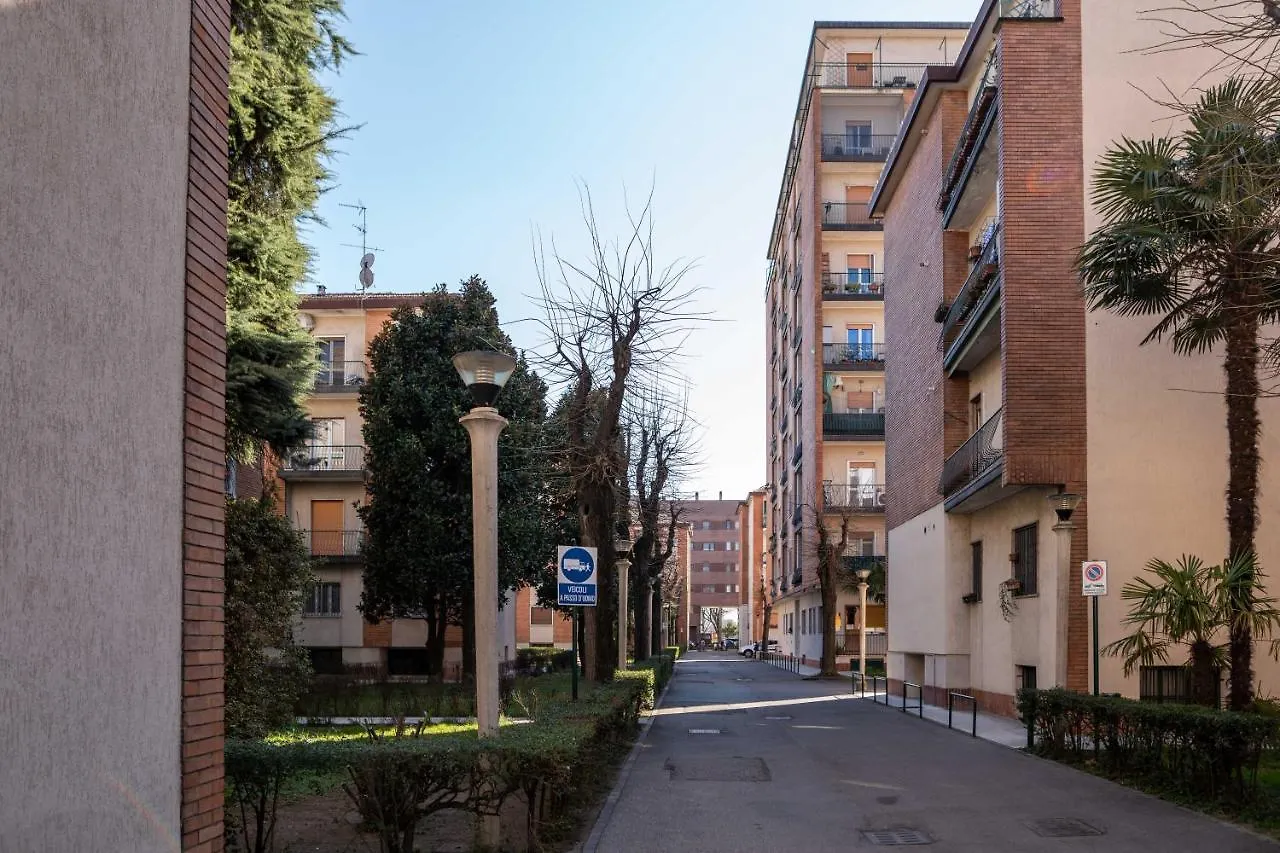 L'Arche Lodovico Il Moro - House On The Navigli River Милан Италия