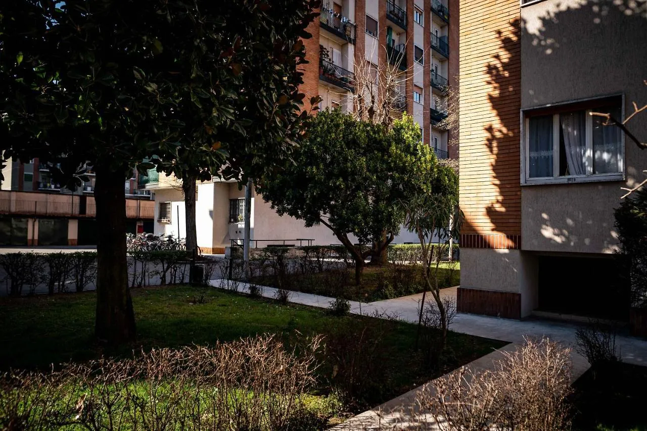 L'Arche Lodovico Il Moro - House On The Navigli River Милан 0*,  Италия