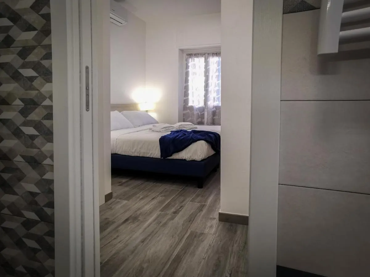 Apartment L'Arche Lodovico Il Moro - House On The Navigli River Milan