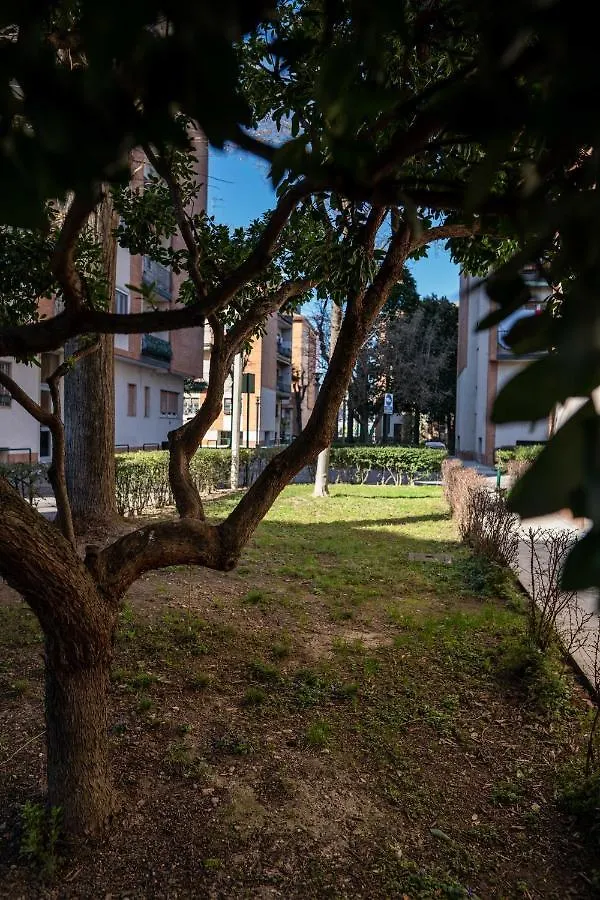 L'Arche Lodovico Il Moro - House On The Navigli River Milan Italy